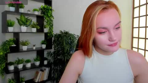 Snapshot of fane_stain chatting on October 18, 2:36 am Merida but you can call me Ida online show from October 18, 2:36 am