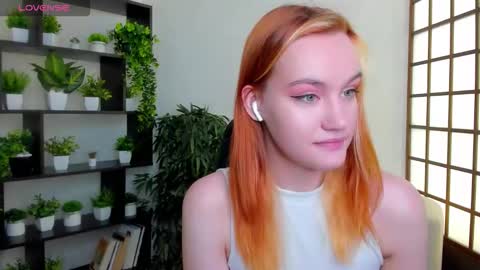 Snapshot of fane_stain chatting on October 19, 2:45 am Merida but you can call me Ida online show from October 19, 2:45 am