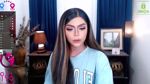 Snapshot of fantacyoflove chatting on December 7, 3:25 am YASI online show from December 7, 3:25 am