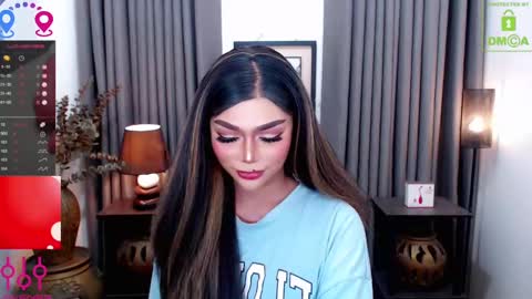 Snapshot of fantacyoflove chatting on January 27, 1:48 am YASI online show from January 27, 1:48 am