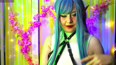 Snapshot of fantastic_fairy chatting on November 5, 10:32 pm Fairy online show from November 5, 10:32 pm