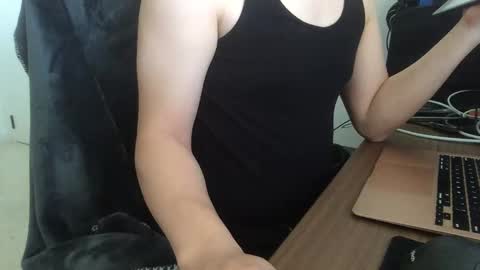 Snapshot of fantasticbake1 chatting on October 29, 2:25 am fantasticbake1 online show from October 29, 2:25 am