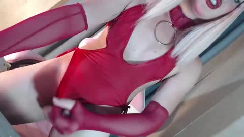 DANIELLA - DONT FORGET TO GIVE ME A THUMBSU UP online show from January 14, 7:14 am