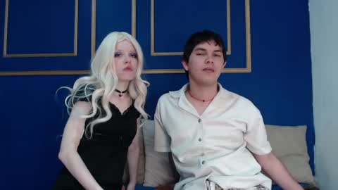 fantasyandsdreams online show from April 24, 2:30 pm