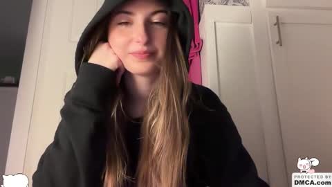 Ella online show from January 17, 6:29 am