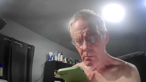 fantasyresort online show from April 27, 3:04 am