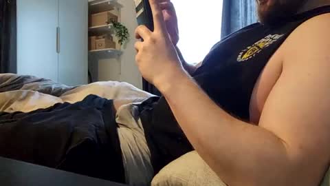 Snapshot of fapforfuckingfun chatting on January 3, 12:19 pm fapforfuckingfun online show from January 3, 12:19 pm