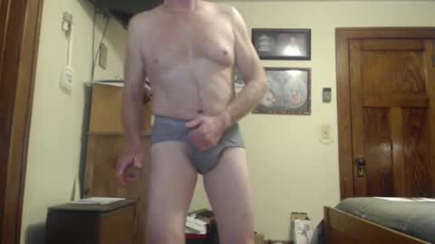 Snapshot of farboy64 chatting on January 22, 4:44 am farboy64 online show from January 22, 4:44 am