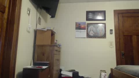 Snapshot of farboy64 chatting on February 10, 12:29 pm farboy64 online show from February 10, 12:29 pm