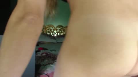 farfalina online show from September 29, 5:01 am