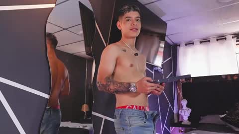 farid_jake_ online show from January 9, 7:29 pm