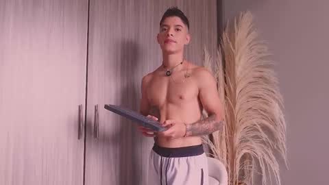 farid_jake_ online show from January 14, 4:23 pm