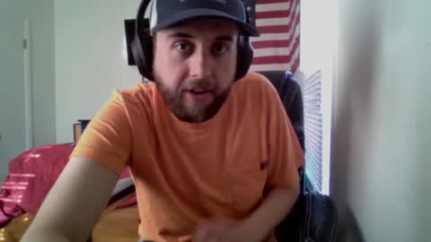 Snapshot of farmboy2398 chatting on January 2, 6:45 pm farmboy2398 online show from January 2, 6:45 pm