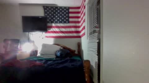 Snapshot of farmboy2398 chatting on January 17, 4:39 am farmboy2398 online show from January 17, 4:39 am