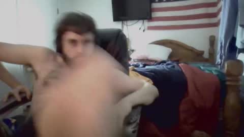 Snapshot of farmboy2398 chatting on November 21, 5:50 am farmboy2398 online show from November 21, 5:50 am