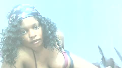 farzanas online show from June 19, 1:43 am