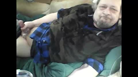 HoneyCumJuice4U online show from April 28, 3:17 pm
