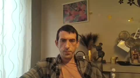 Snapshot of fasterlife chatting on January 12, 9:08 am Fastlife online show from January 12, 9:08 am