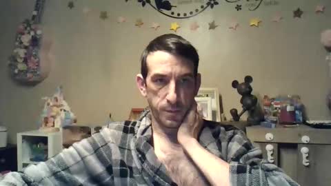 Snapshot of fasterlife chatting on February 1, 3:49 am Fastlife online show from February 1, 3:49 am