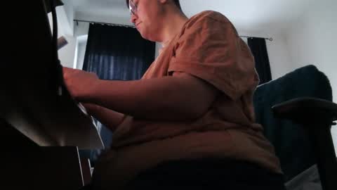 Fat Bernd online show from February 3, 3:50 pm