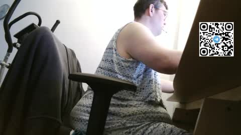 Snapshot of fat_bubble chatting on May 30, 6:16 pm Fat Bernd online show from May 30, 6:16 pm