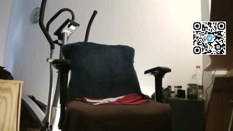 Snapshot of fat_bubble chatting on June 6, 6:45 pm Fat Bernd online show from June 6, 6:45 pm