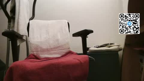 Snapshot of fat_bubble chatting on July 20, 9:06 pm Fat Bernd online show from July 20, 9:06 pm