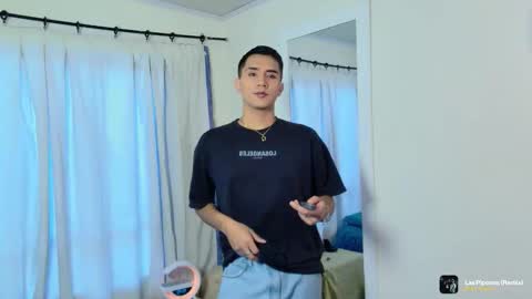 Snapshot of fatass_420 chatting on November 1, 8:44 pm Johan online show from November 1, 8:44 pm