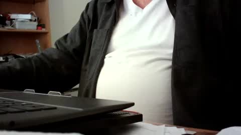 Snapshot of fatbellyitalian3 chatting on November 30, 6:34 pm fatbellyitalian3 online show from November 30, 6:34 pm