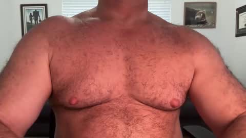 fatboys8705 online show from January 6, 7:17 pm