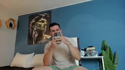 Snapshot of fatdick_1 chatting on March 5, 11:16 pm M A T T E O online show from March 5, 11:16 pm