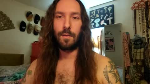 Snapshot of fatdickhippie chatting on August 7, 6:54 pm fatdickhippie online show from August 7, 6:54 pm