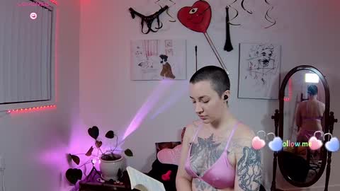 Snapshot of fate_fletcher chatting on February 21, 5:56 am fate_fletcher online show from February 21, 5:56 am