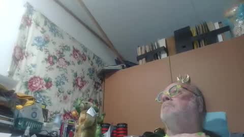Fred. online show from May 16, 12:51 am