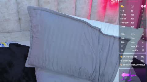 Snapshot of fatima_essence chatting on October 5, 8:45 am     online show from October 5, 8:45 am