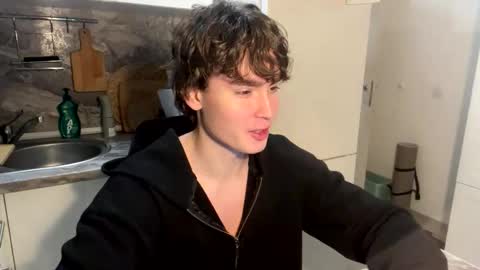 Faust online show from November 26, 3:35 pm