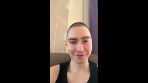 Snapshot of faustfrost chatting on May 7, 1:05 pm Faust online show from May 7, 1:05 pm