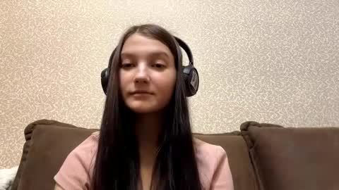 Aurora 18yo online show from October 27, 8:18 am