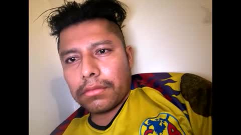 Snapshot of faustomosas6986300791 chatting on November 27, 7:32 am faustomosas6986300791 online show from November 27, 7:32 am