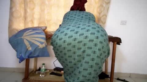 favgal online show from November 18, 8:08 am