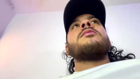 Snapshot of favid95 chatting on November 21, 7:23 pm favid95 online show from November 21, 7:23 pm