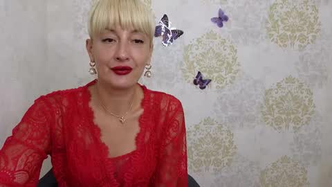 Snapshot of favorite_angel chatting on September 12, 9:59 pm favorite_angel online show from September 12, 9:59 pm