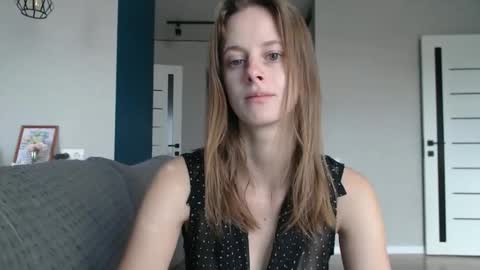 favoriteyour online show from October 14, 4:24 am