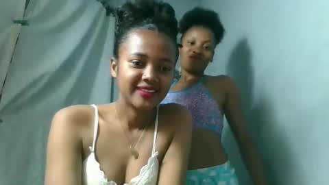 Snapshot of fayence09 chatting on September 16, 8:10 pm fayence09 online show from September 16, 8:10 pm
