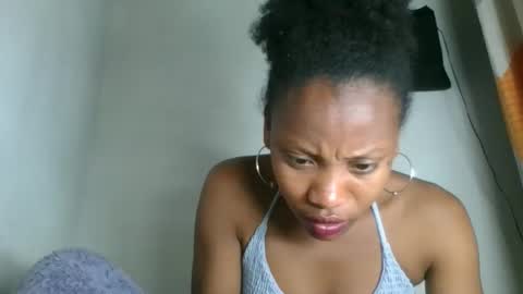 Snapshot of fayence09 chatting on October 5, 9:56 pm fayence09 online show from October 5, 9:56 pm