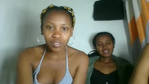 Snapshot of fayence09 chatting on October 6, 10:18 pm fayence09 online show from October 6, 10:18 pm