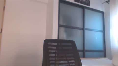 PRETTY online show from December 18, 2:28 pm