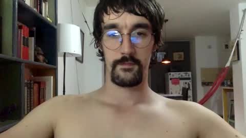 Snapshot of fazzbinderx chatting on November 19, 3:28 am fazzbinder online show from November 19, 3:28 am