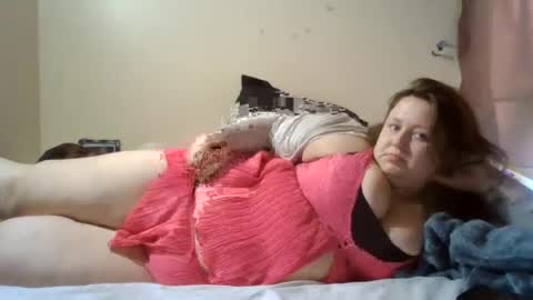 feastonme00 online show from June 23, 9:57 pm