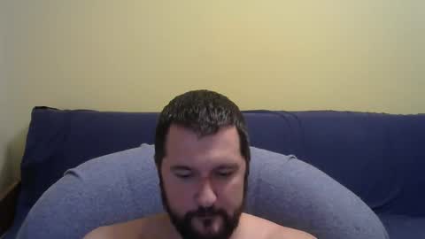 Snapshot of feb82 chatting on January 6, 2:43 pm feb82 online show from January 6, 2:43 pm